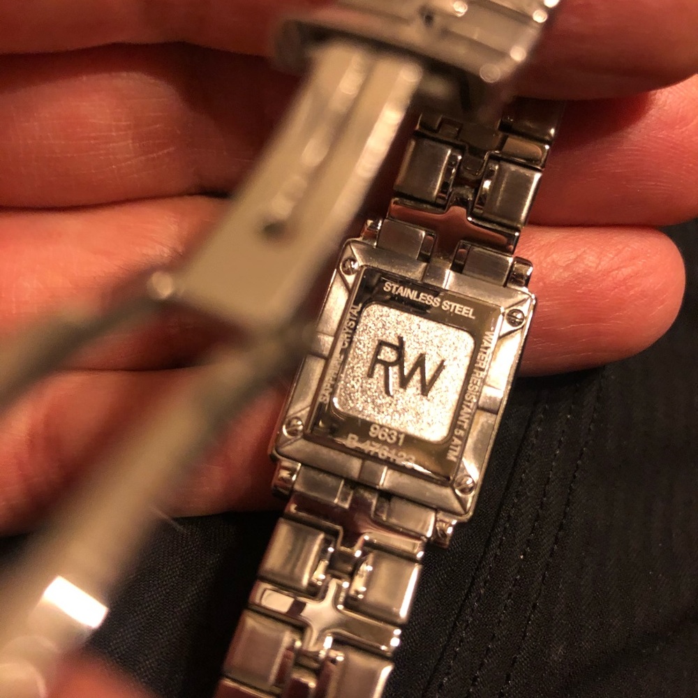 Watch - Picture 4 of 6